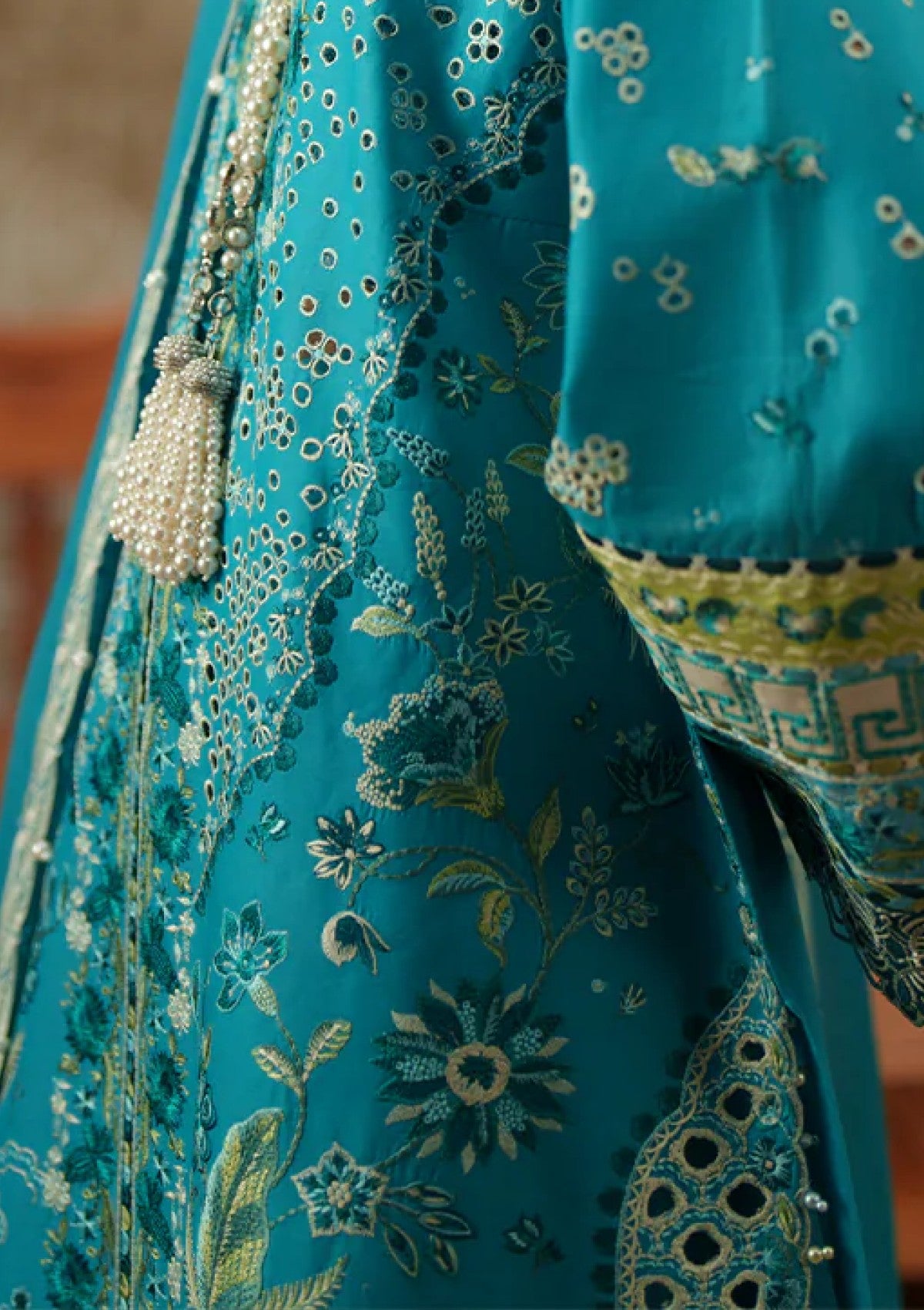 Bin Ilyas Bml- 116 B Mashriq Lawn Luxury 26 4 Bin Ilyas Bml- 116 B Mashriq Lawn Luxury 26 - Image 4