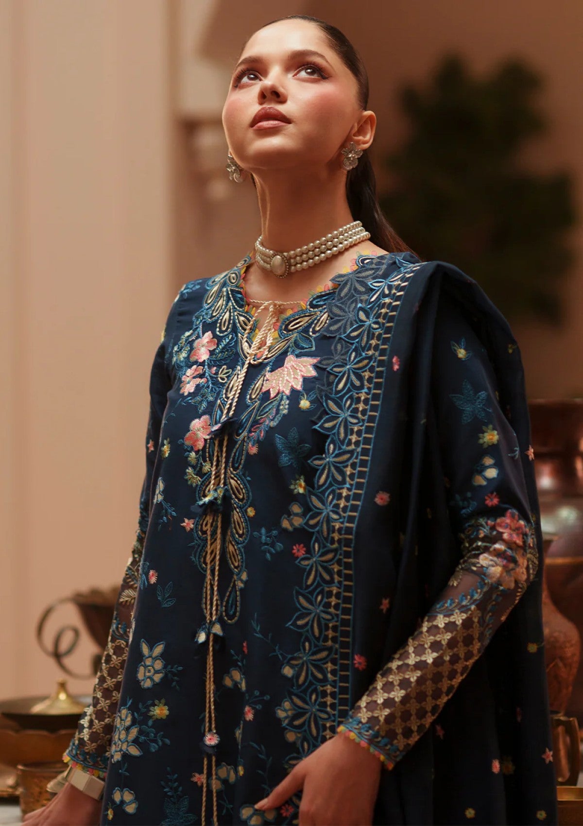 Bin Ilyas Bml- 117 C Mashriq Lawn Luxury 26 4 Bin Ilyas Bml- 117 C Mashriq Lawn Luxury 26 - Image 4