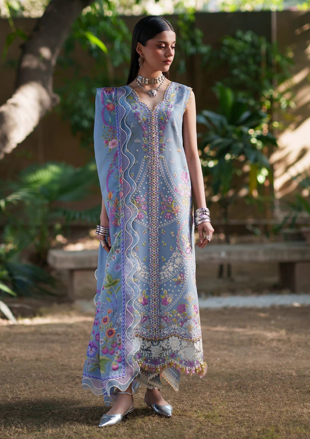 Bin Ilyas H-172 A Heritage Dore Lawn Summer 26 1 Bin Ilyas H-172 A Heritage Dore