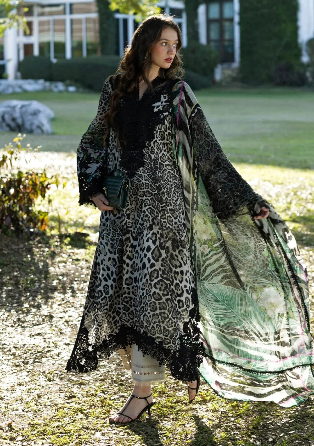 Elaf Premium Belladurne Esa-03A Lawn Signature Embroidered Prints 26 1 Elaf Premium Belladurne Esa-03A Lawn