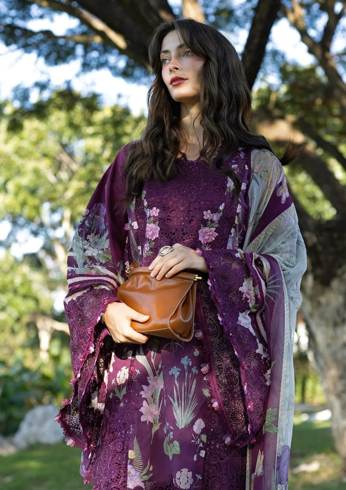 Elaf Premium Darling Plum Esa-05B Lawn Signature Embroidered Prints 26 4 Elaf Premium Darling Plum Esa-05B Lawn Signature Embroidered Prints 26 - Image 4