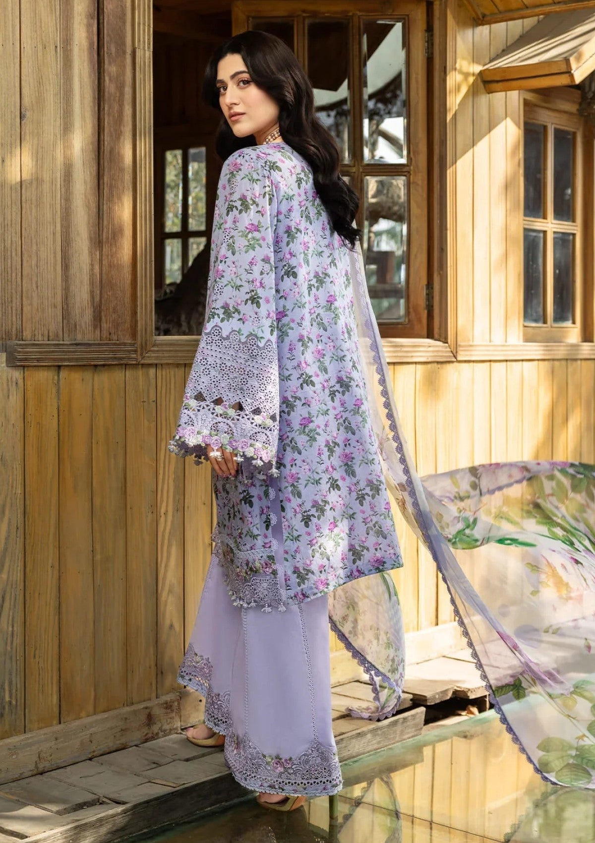 Elaf Premium Iris Erc 6B Lawn Chikankari Prints 26 2 Elaf Premium Iris Erc 6B Lawn Chikankari Prints 26 - Image 2