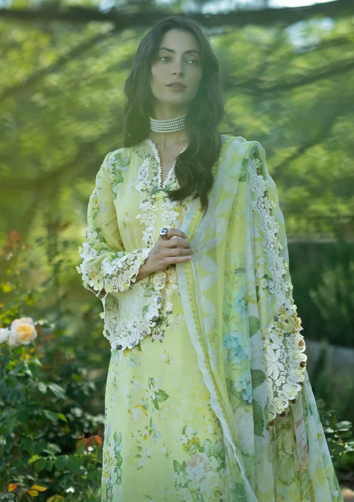 Elaf Premium Ivory Season Esa-07A Lawn Signature Embroidered Prints 26 3 Elaf Premium Ivory Season Esa-07A Lawn Signature Embroidered Prints 26 - Image 3