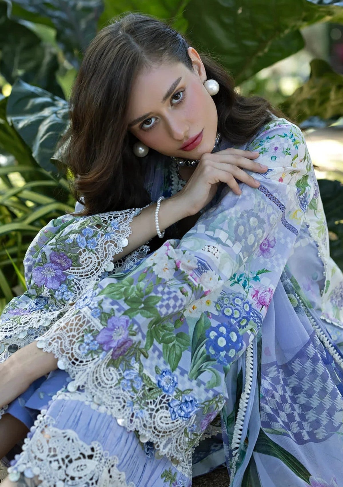 Elaf Premium Moonlit Petals Esa-06A Lawn Signature Embroidered Prints 26 3 Elaf Premium Moonlit Petals Esa-06A Lawn Signature Embroidered Prints 26 - Image 3