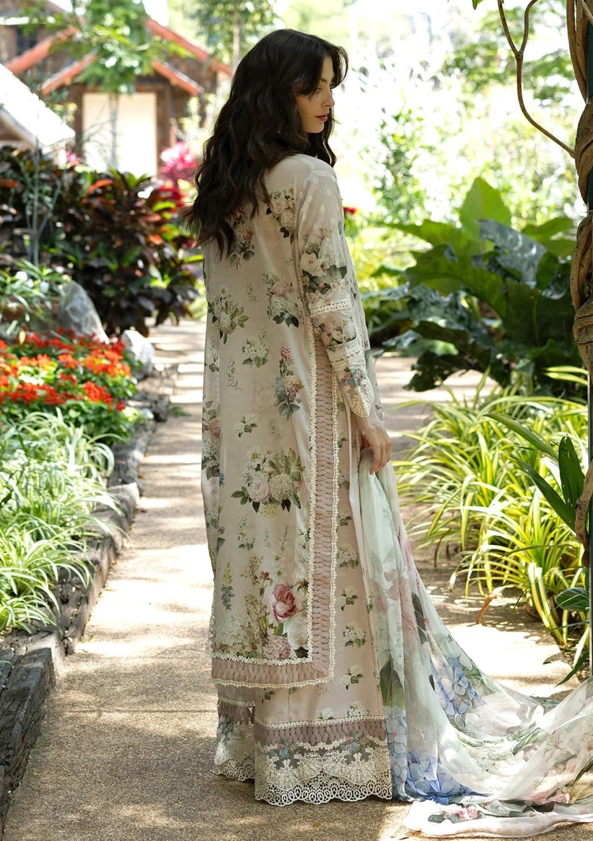 Elaf Premium Tuscan Fairy Esa-04A Lawn Signature Embroidered Prints 26 2 Elaf Premium Tuscan Fairy Esa-04A Lawn Signature Embroidered Prints 26 - Image 2