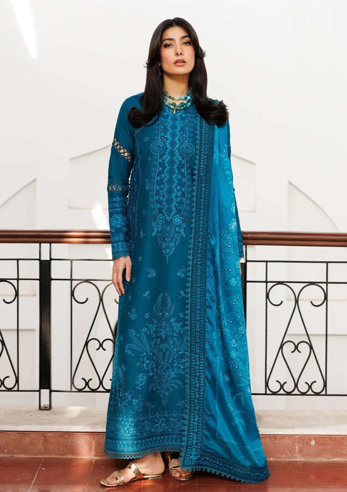 Emaan Adeel Floraison Lawn Mirabelle Festive 26 1 Emaan Adeel Floraison Lawn