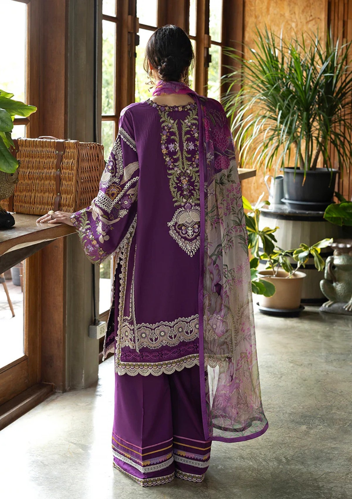 Esmel Aura Eunss-112 Lawn Mon Tresor Luxe 26 2 Esmel Aura Eunss-112 Lawn Mon Tresor Luxe 26 - Image 2