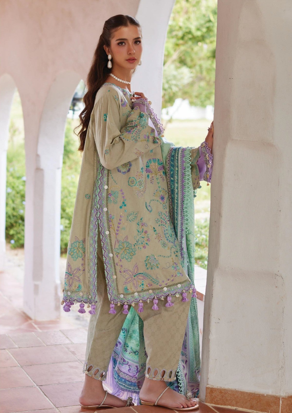 Farah Talib Aziz Valeria Olive Fta-07 Lawn Luxury Unstitched 26 3 Farah Talib Aziz Valeria Olive Fta-07 Lawn Luxury Unstitched 26 - Image 3