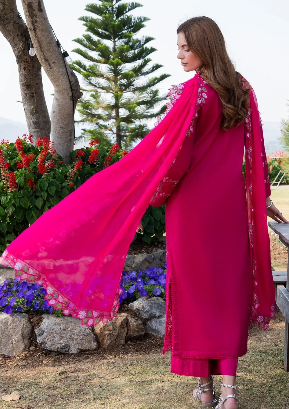 Garnet Clothing Rosabel Summer Sierra 26 2 Garnet Clothing Rosabel Summer Sierra 26 - Image 2