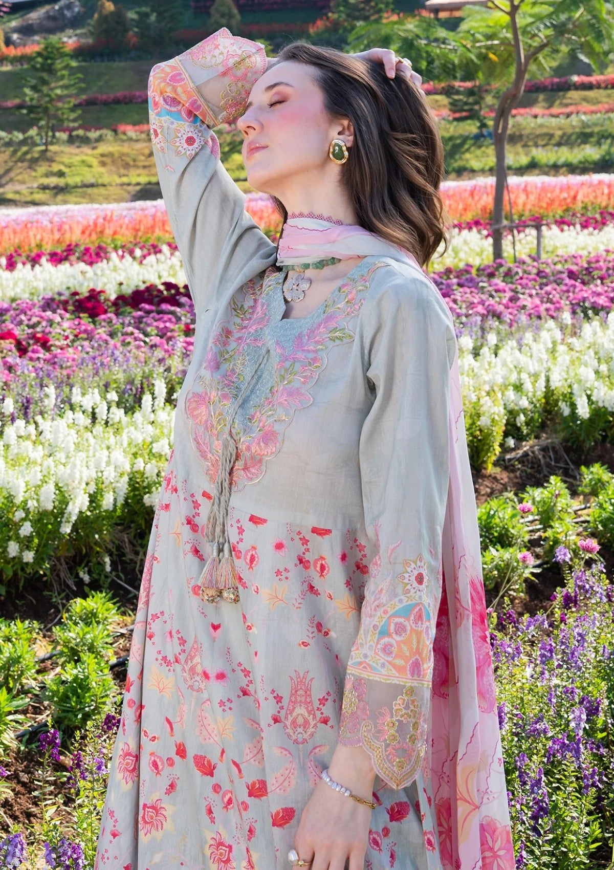 Garnet Clothing Seren Summer Sierra 26 3 Garnet Clothing Seren Summer Sierra 26 - Image 3