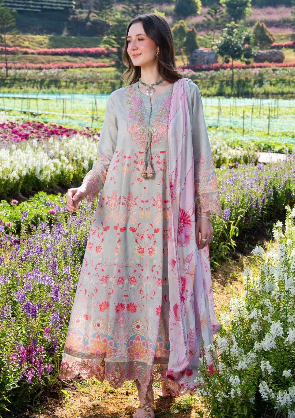 Garnet Clothing Seren Summer Sierra 26 1 Garnet Clothing Seren Summer