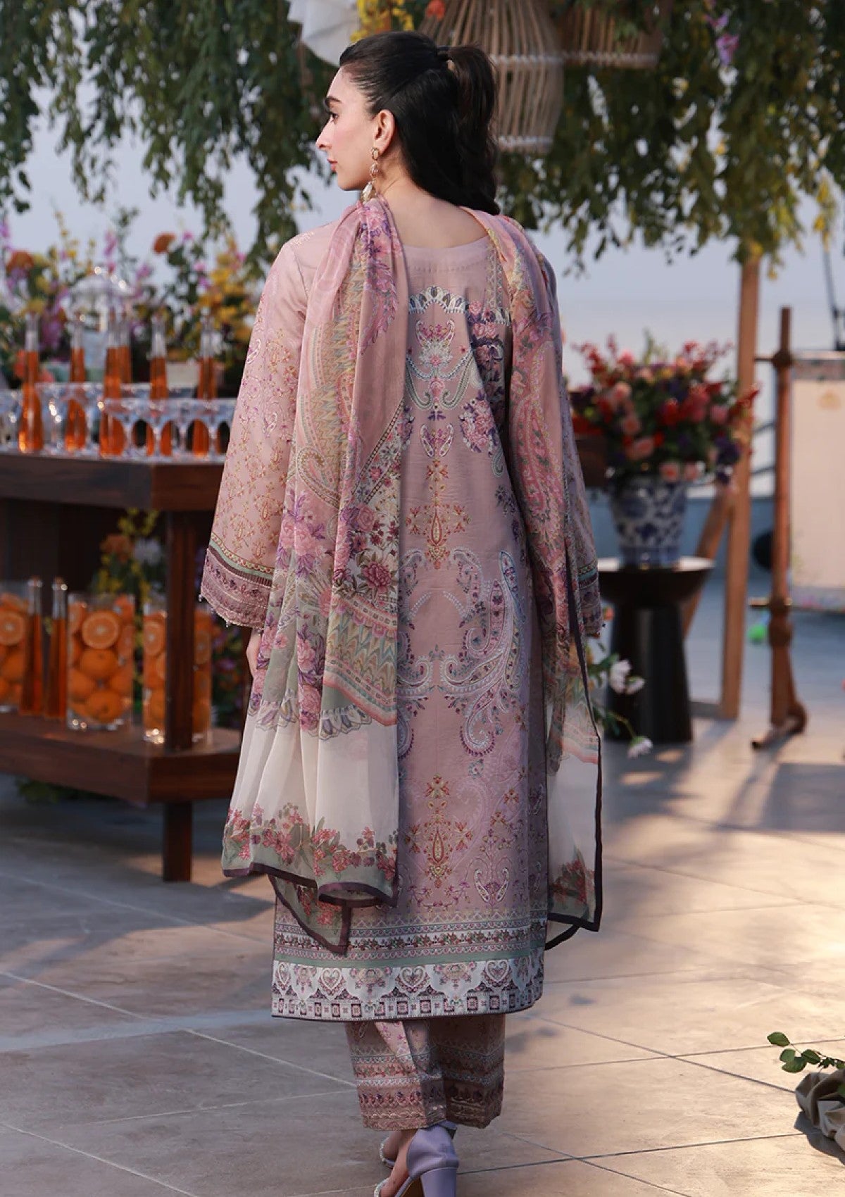 Gulaal Ayla D-11 Lawn Delia Unstitched 26 2 Gulaal Ayla D-11 Lawn Delia Unstitched 26 - Image 2