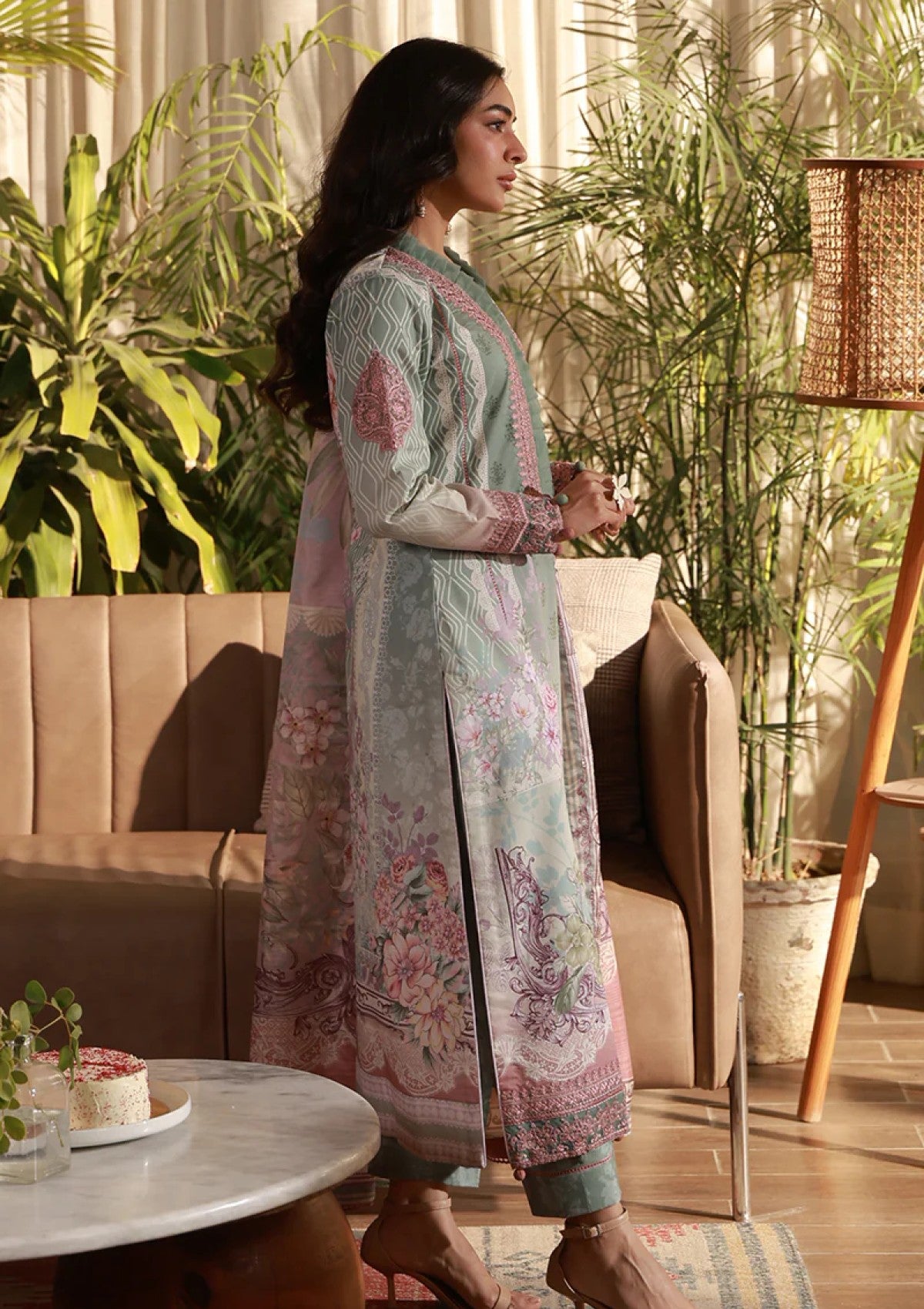 Gulaal Elys D-03 Lawn Delia Unstitched 26 3 Gulaal Elys D-03 Lawn Delia Unstitched 26 - Image 3