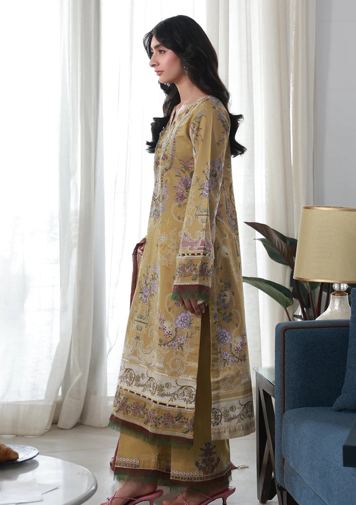 Gulaal Esme D-07 Lawn Delia Unstitched 26 3 Gulaal Esme D-07 Lawn Delia Unstitched 26 - Image 3