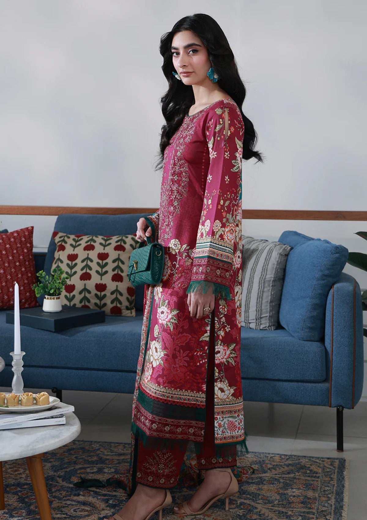 Gulaal Hilyn D-08 Lawn Delia Unstitched 26 3 Gulaal Hilyn D-08 Lawn Delia Unstitched 26 - Image 3