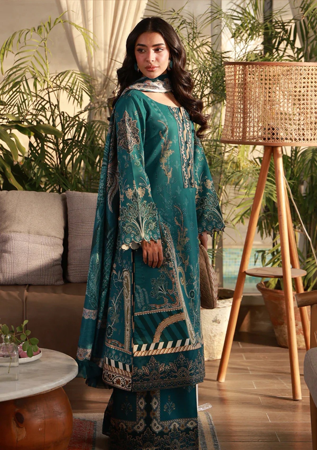 Gulaal Isla D-04 Lawn Delia Unstitched 26 3 Gulaal Isla D-04 Lawn Delia Unstitched 26 - Image 3