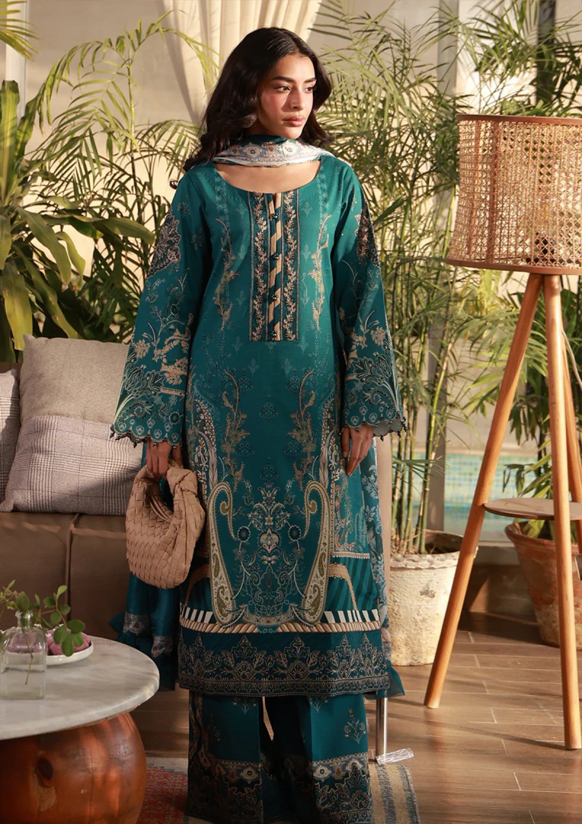 Gulaal Isla D-04 Lawn Delia Unstitched 26 1 Gulaal Isla D-04 Lawn