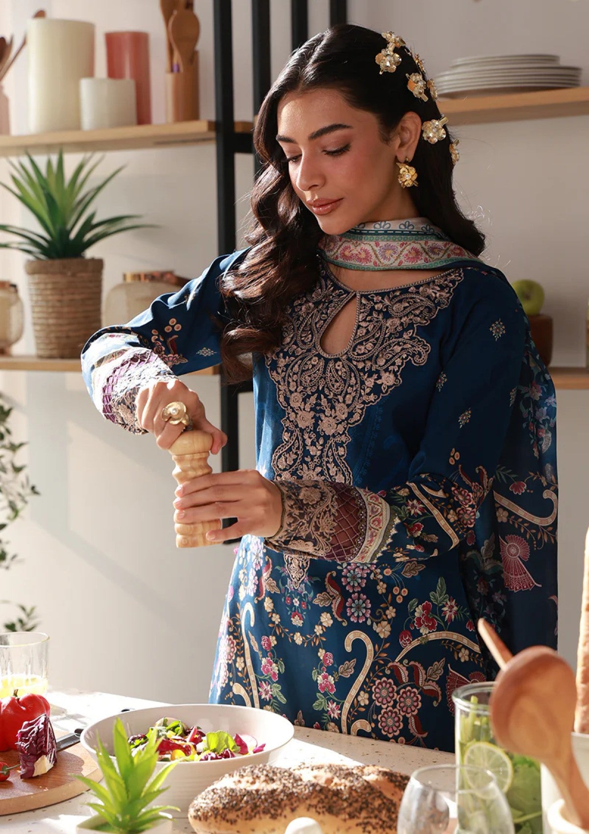 Gulaal Onyxa D-10 Lawn Delia Unstitched 26 4 Gulaal Onyxa D-10 Lawn Delia Unstitched 26 - Image 4