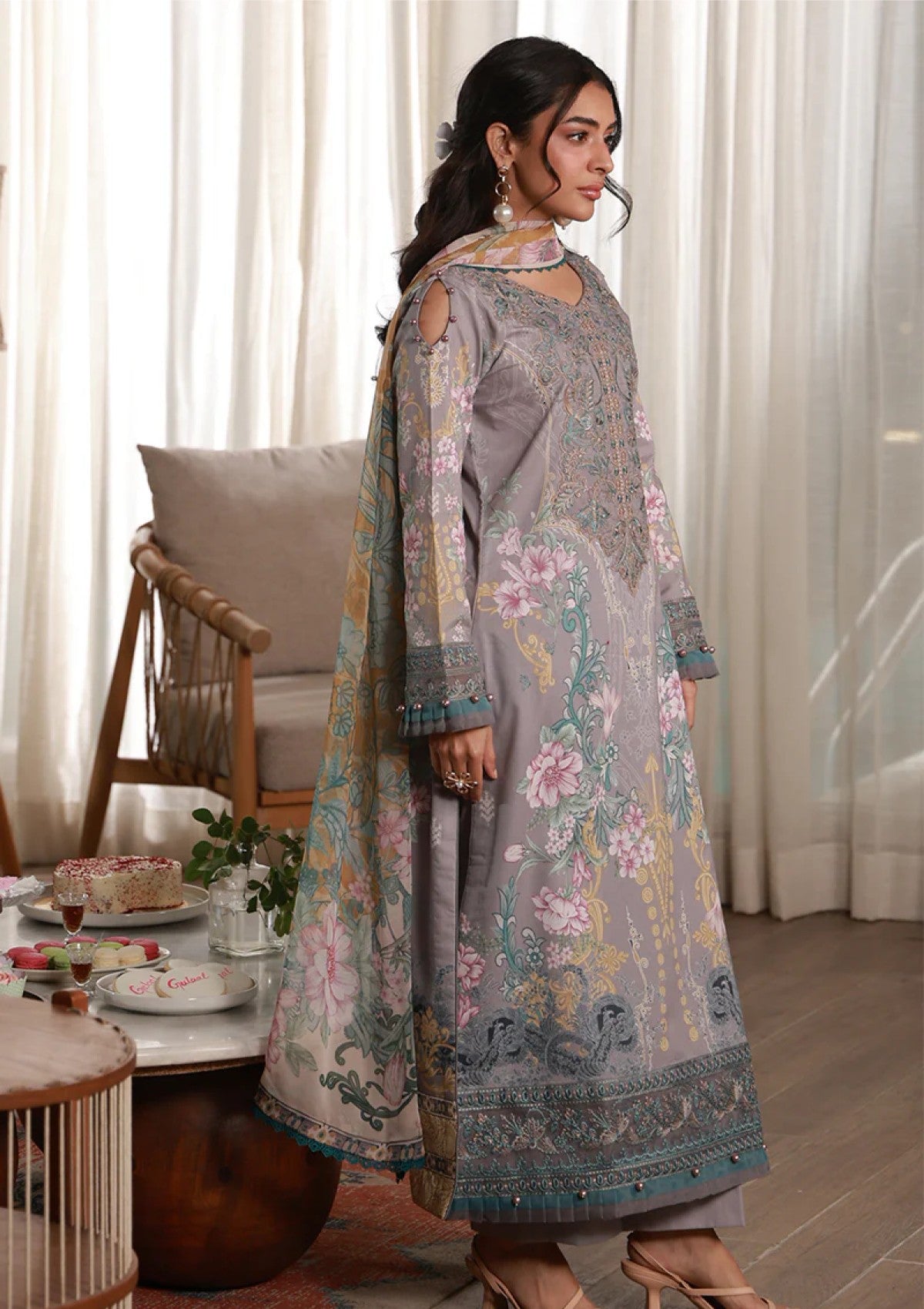 Gulaal Orra D-02 Lawn Delia Unstitched 26 3 Gulaal Orra D-02 Lawn Delia Unstitched 26 - Image 3