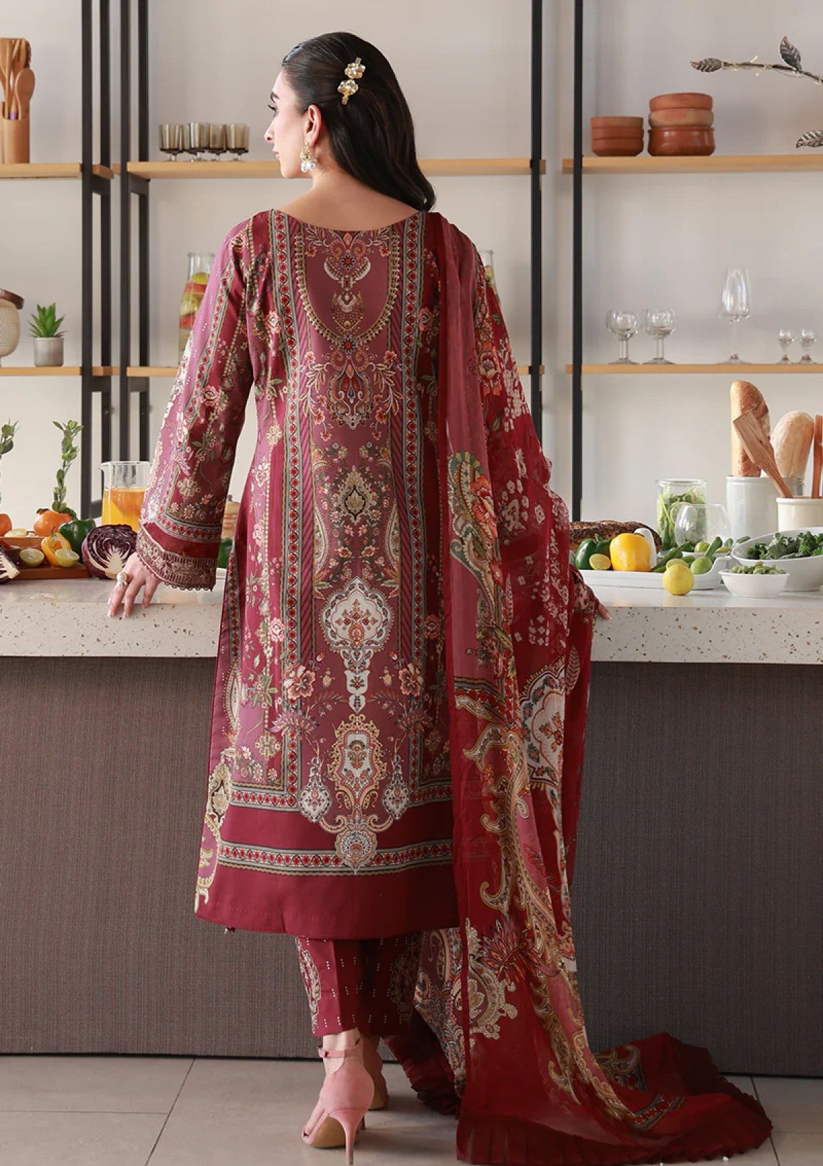 Gulaal Reva D-06 Lawn Delia Unstitched 26 2 Gulaal Reva D-06 Lawn Delia Unstitched 26 - Image 2