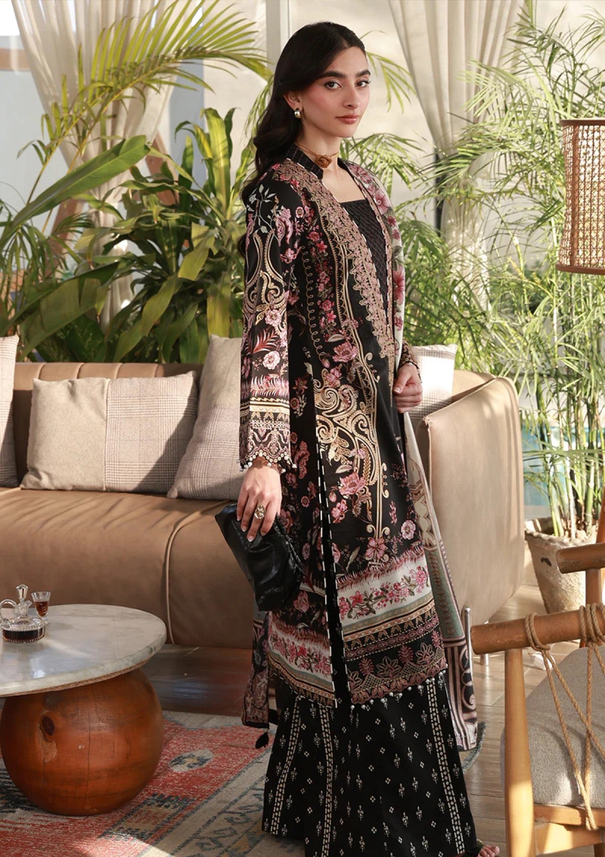 Gulaal Soleil D-05 Lawn Delia Unstitched 26 3 Gulaal Soleil D-05 Lawn Delia Unstitched 26 - Image 3