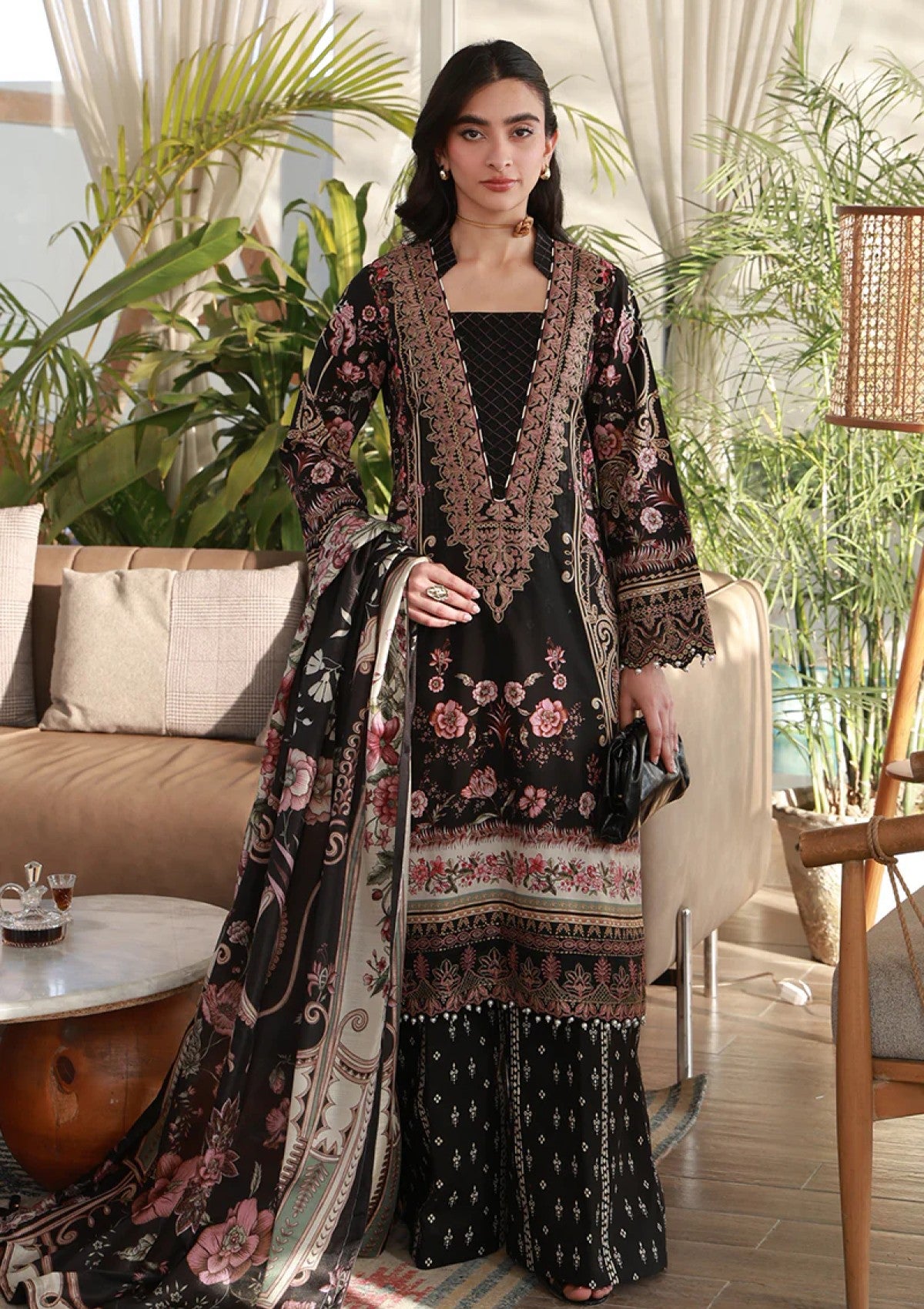 Gulaal Soleil D-05 Lawn Delia Unstitched 26 1 Gulaal Soleil D-05 Lawn