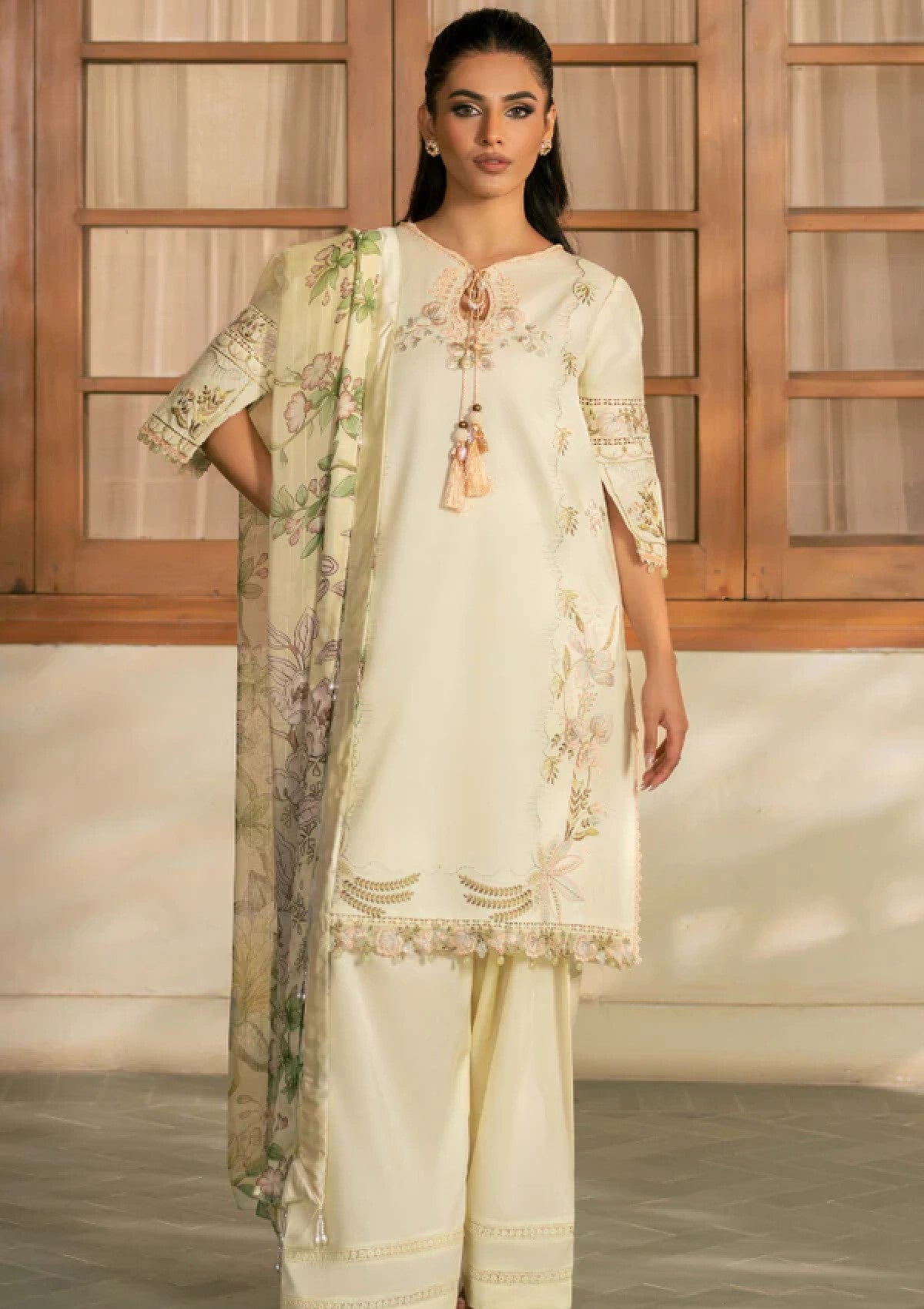 Humdum D-01 Lawn Mehrmaa 26 1 Humdum D-01 Lawn