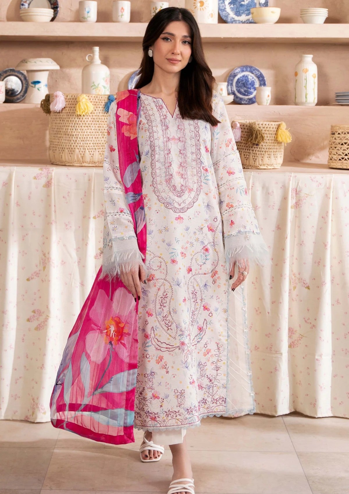 Humdum D-03 Lawn Kanwal 26 1 Humdum D-03 Lawn