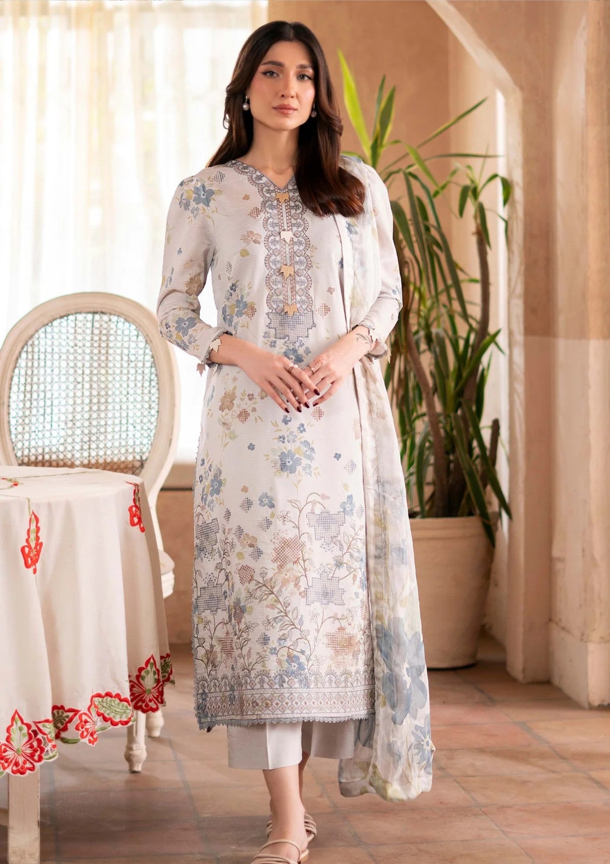 Humdum D-08 Lawn Kanwal 26 1 Humdum D-08 Lawn