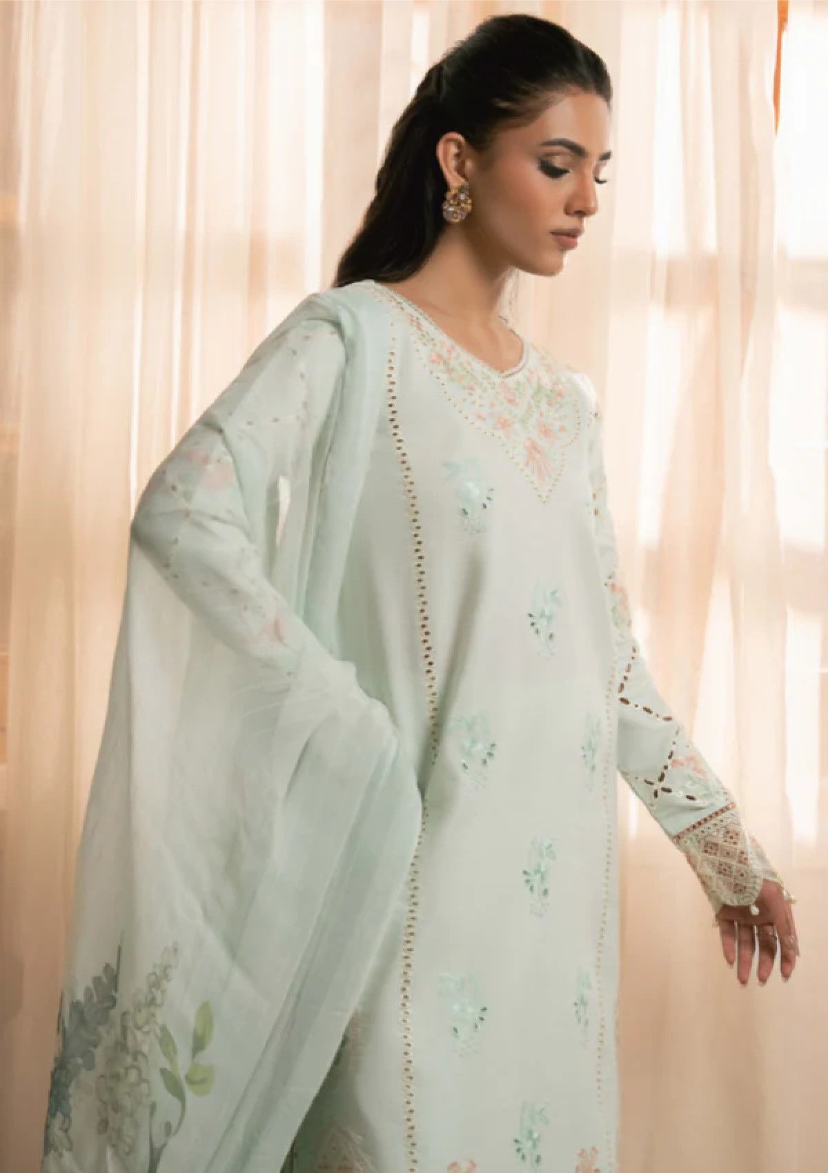 Humdum D-09 Lawn Mehrmaa 26 2 Humdum D-09 Lawn Mehrmaa 26 - Image 2