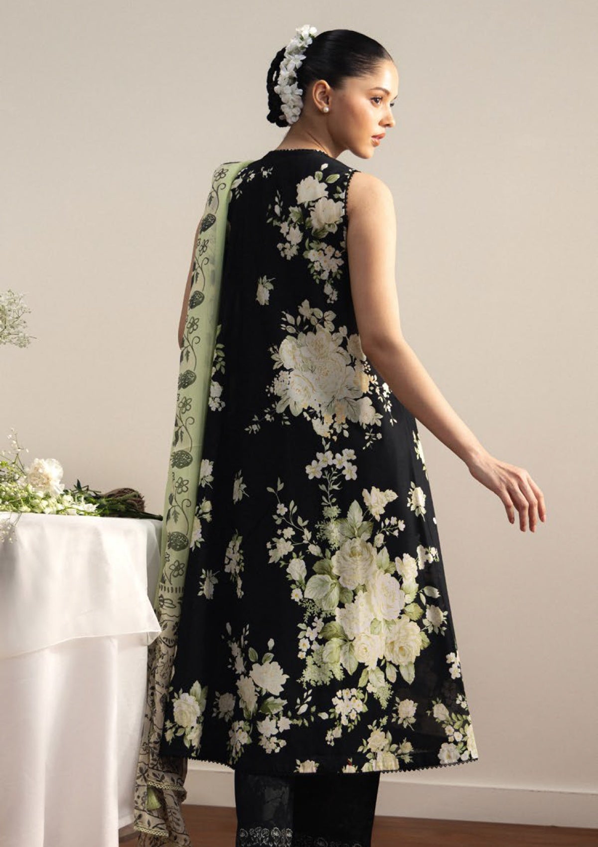 Coco By Zara Shahjahan Prints D-01B Haru Drop Two Lawn Collection 26 2 Coco By Zara Shahjahan Prints D-01B Haru Drop Two Lawn Collection 26 - Image 2