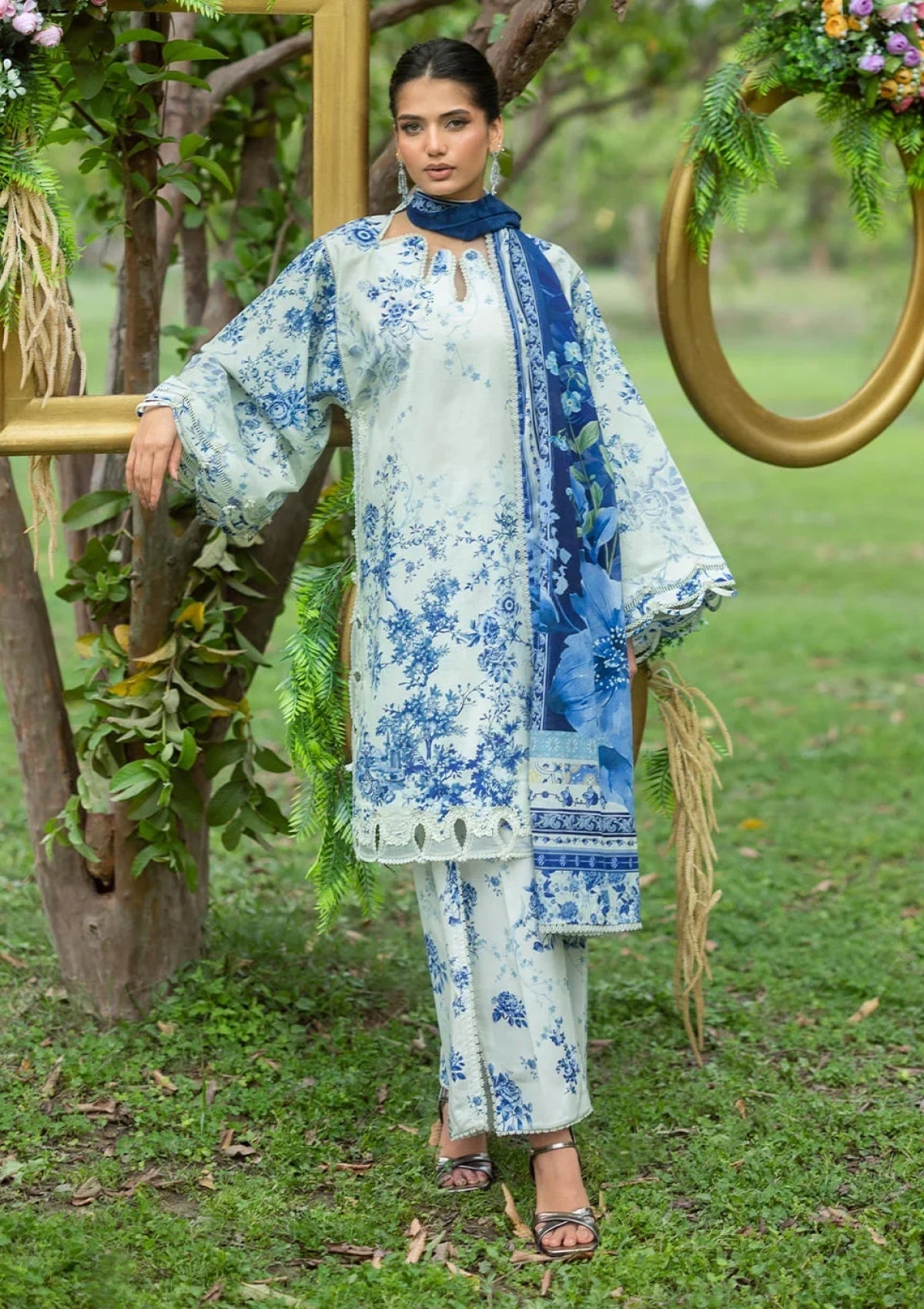 Elaf Premium Bridgerton Prints Epb-07B Fiori D'Avorio Lawn Collection 26 1 Elaf Premium Bridgerton Prints Epb 07B Fiori D'Avorio Lawn Collection 2026