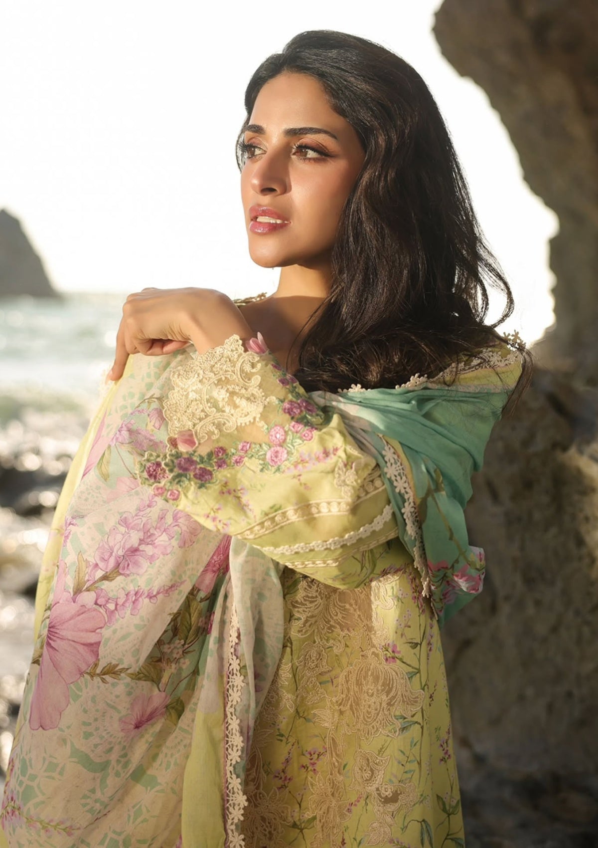 Mm Manara Summer Dreams D 06 Golden Haze Lawn Collection 2026 4 Mm Manara Summer Dreams D 06 Golden Haze Lawn Collection 2026 - Image 4