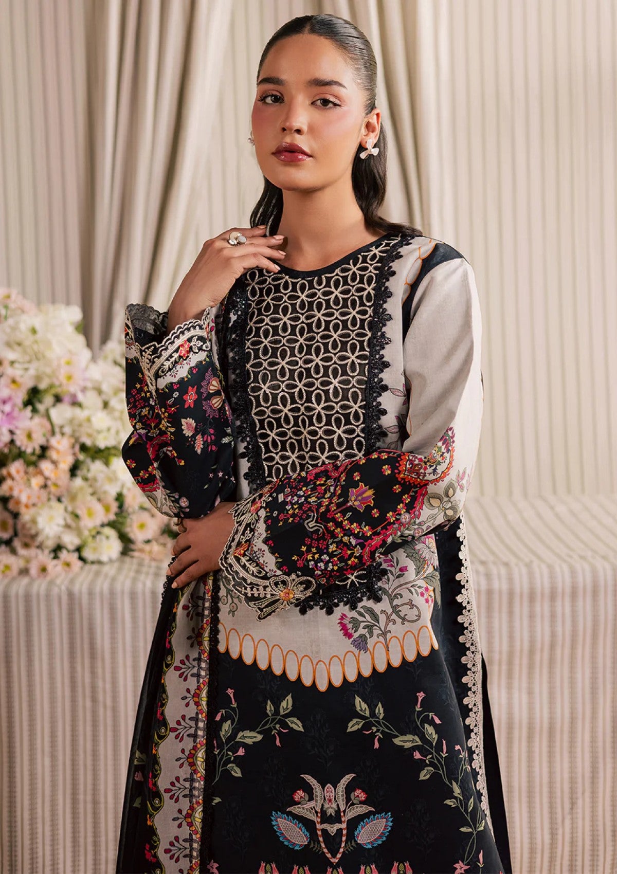 Mahnur Jahaan Mj 01 Lawn Collection 2026 4 Mahnur Jahaan Mj 01 Lawn Collection 2026 - Image 4