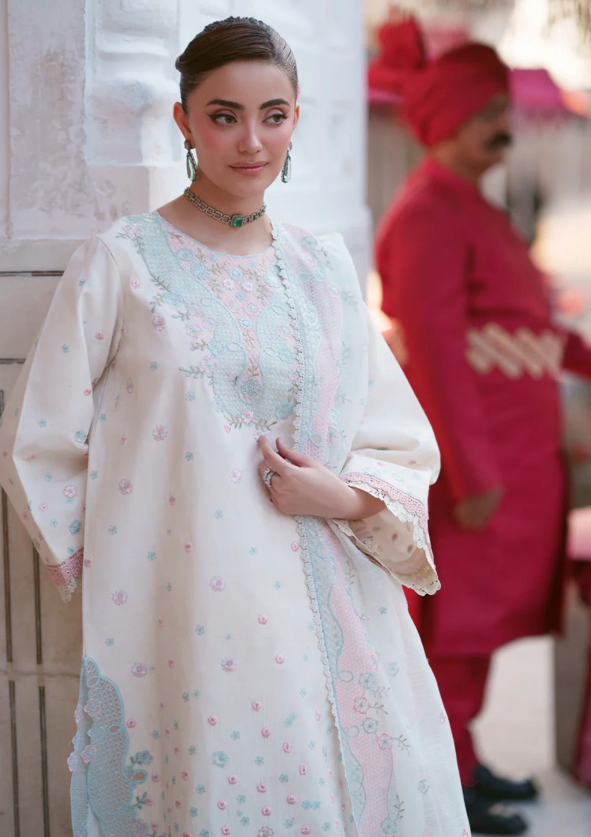 Mahnur Nilofer Luxury Nl 02 Lawn Collection 2026 4 Mahnur Nilofer Luxury Nl 02 Lawn Collection 2026 - Image 4