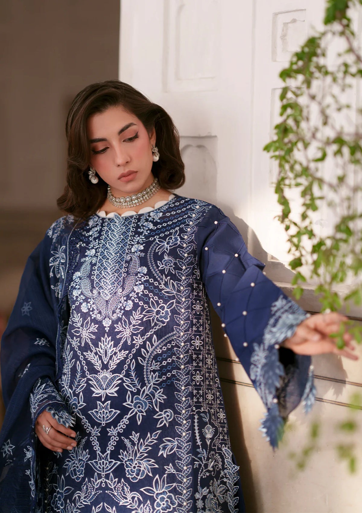 Mahnur Nilofer Luxury Nl 04 Lawn Collection 2026 2 Mahnur Nilofer Luxury Nl 04 Lawn Collection 2026 - Image 2