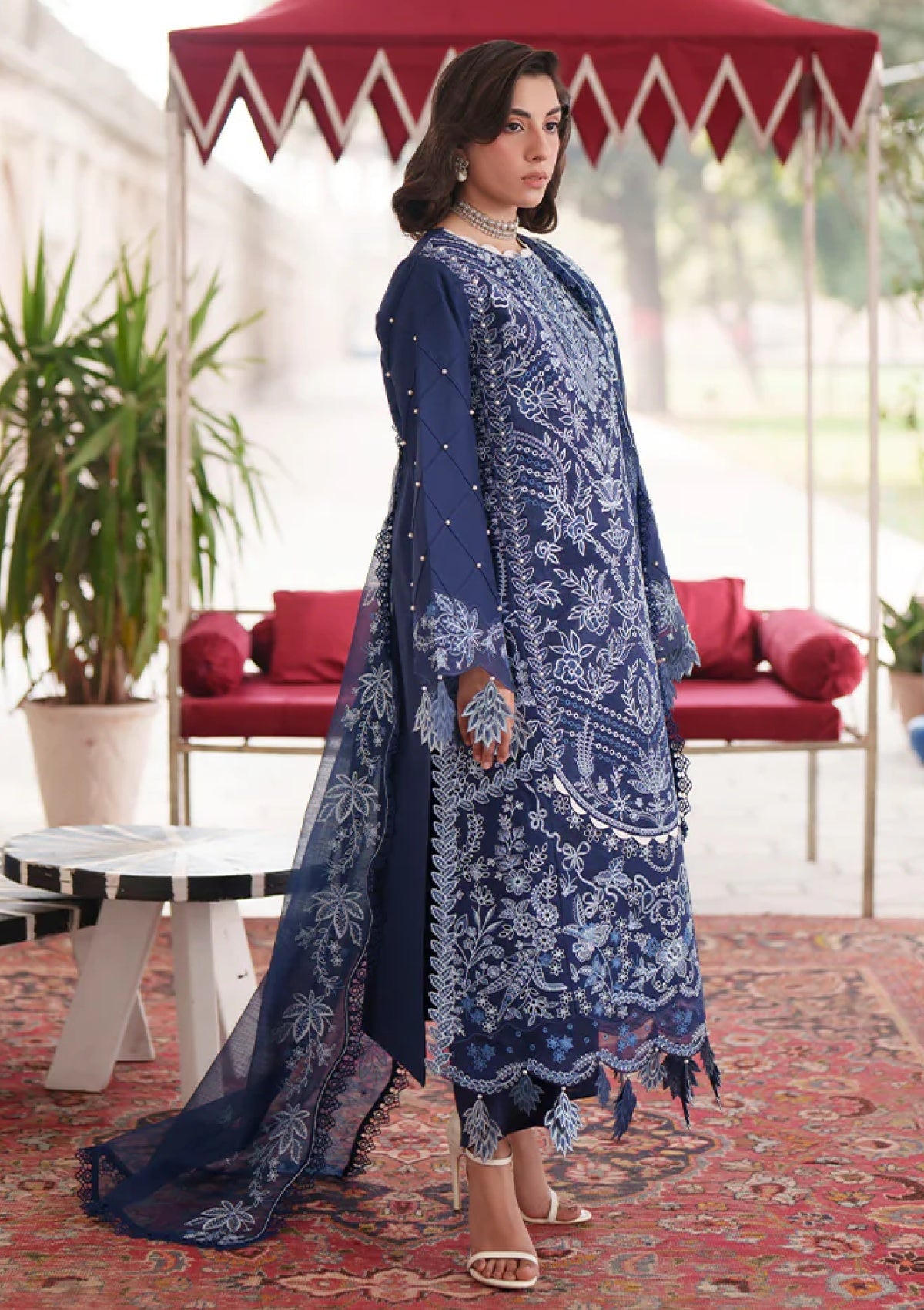 Mahnur Nilofer Luxury Nl 04 Lawn Collection 2026 3 Mahnur Nilofer Luxury Nl 04 Lawn Collection 2026 - Image 3