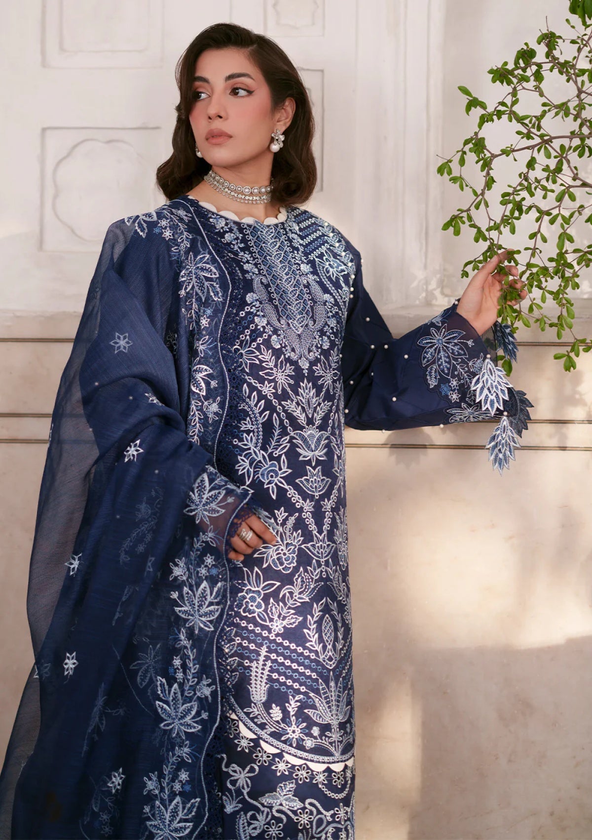 Mahnur Nilofer Luxury Nl 04 Lawn Collection 2026 4 Mahnur Nilofer Luxury Nl 04 Lawn Collection 2026 - Image 4