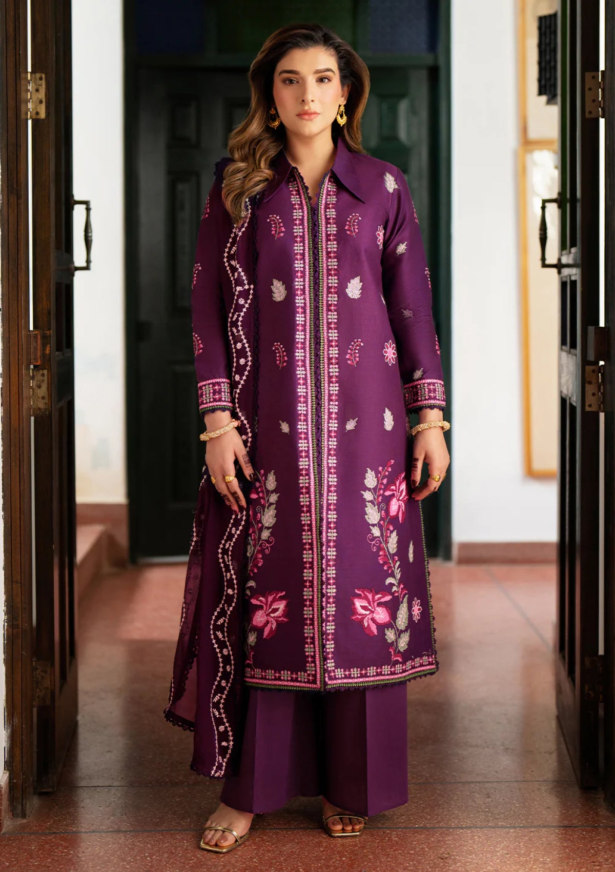 Mahnur Satrangi St 04 Lawn Collection 2026 1 Mahnur Satrangi St 04 Lawn Collection 2026