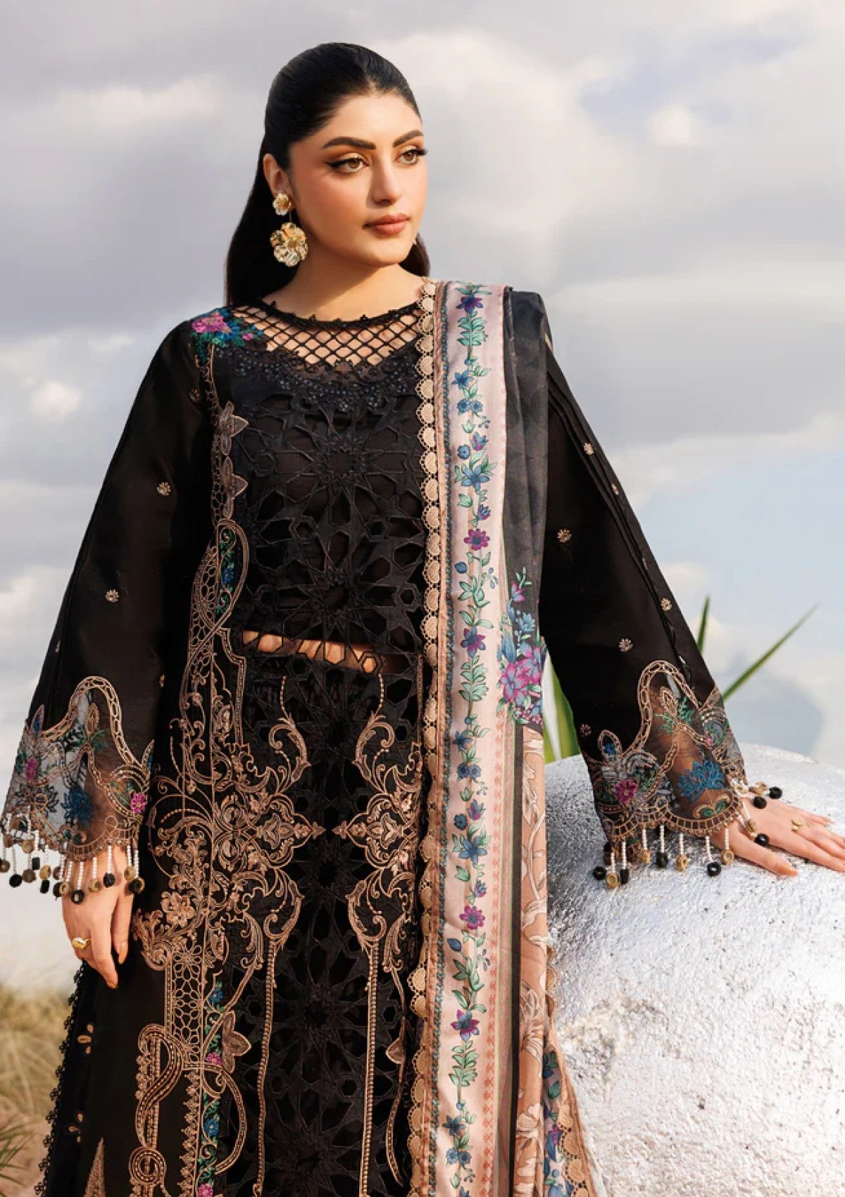 Parishay Shangrila Volume Ii Ang 09 Lawn Collection 2026 4 Parishay Shangrila Volume Ii Ang 09 Lawn Collection 2026 - Image 4