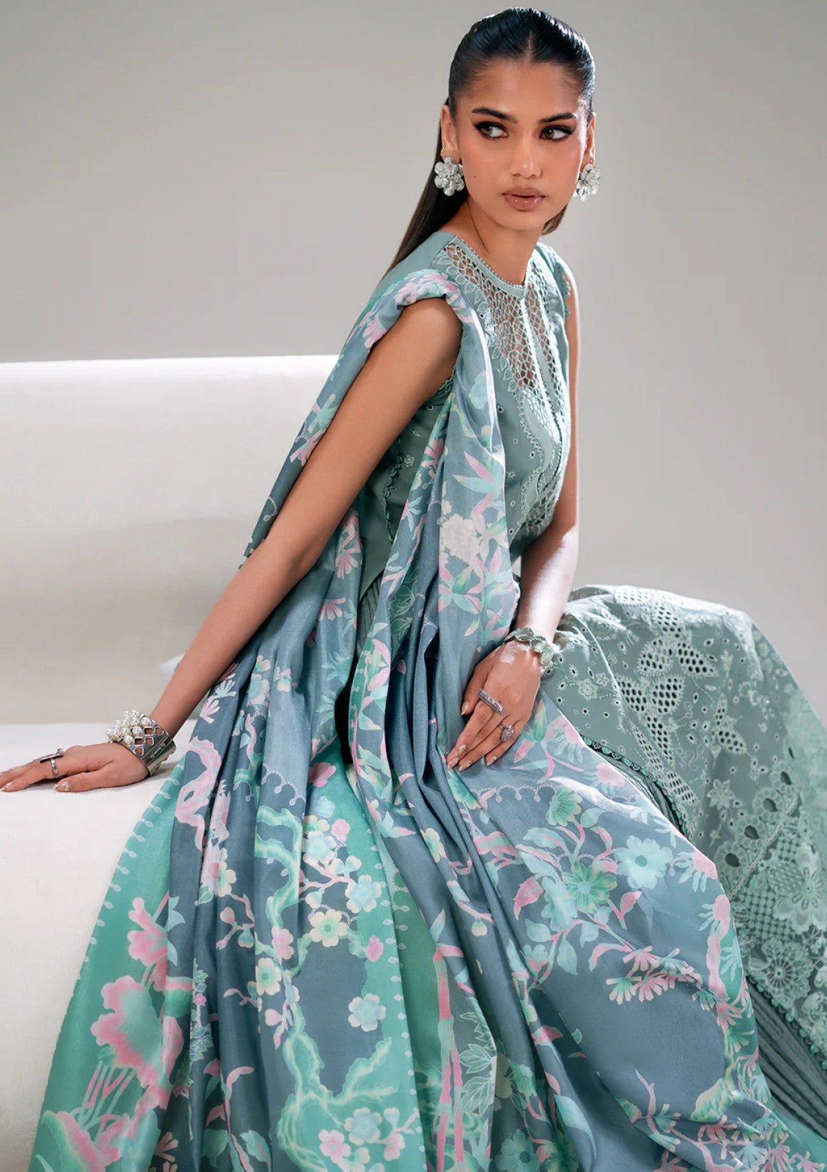 Bin Ilyas Amour Luxury Lawn D 181A 3 Bin Ilyas Amour Luxury Lawn D 181A