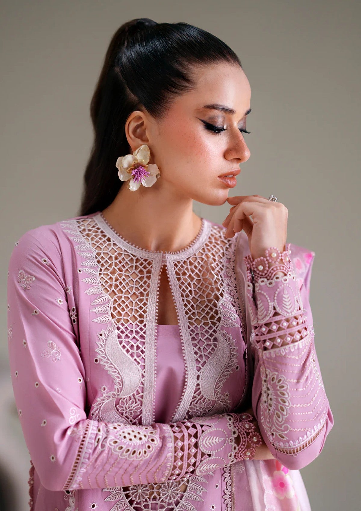 Bin Ilyas Amour Luxury Lawn D 181B 3 Bin Ilyas Amour Luxury Lawn D 181B