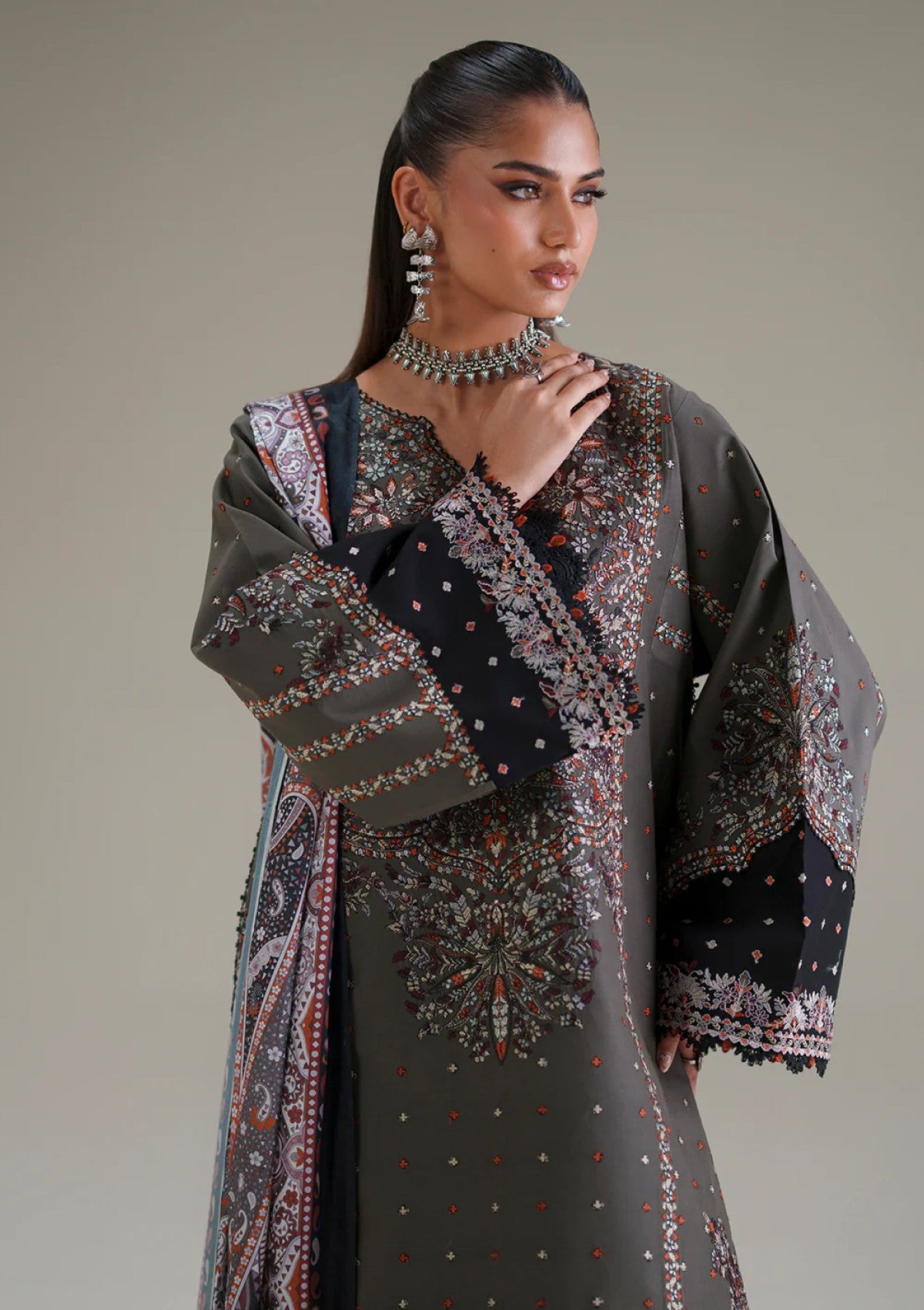 Bin Ilyas Amour Luxury Lawn D 182A 3 Bin Ilyas Amour Luxury Lawn D 182A