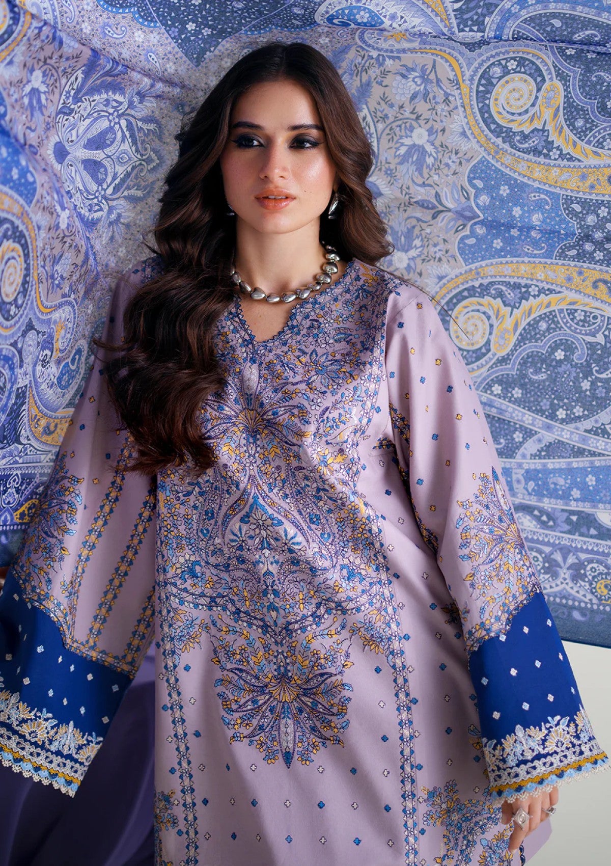 Bin Ilyas Amour Luxury Lawn D 182B 3 Bin Ilyas Amour Luxury Lawn D 182B