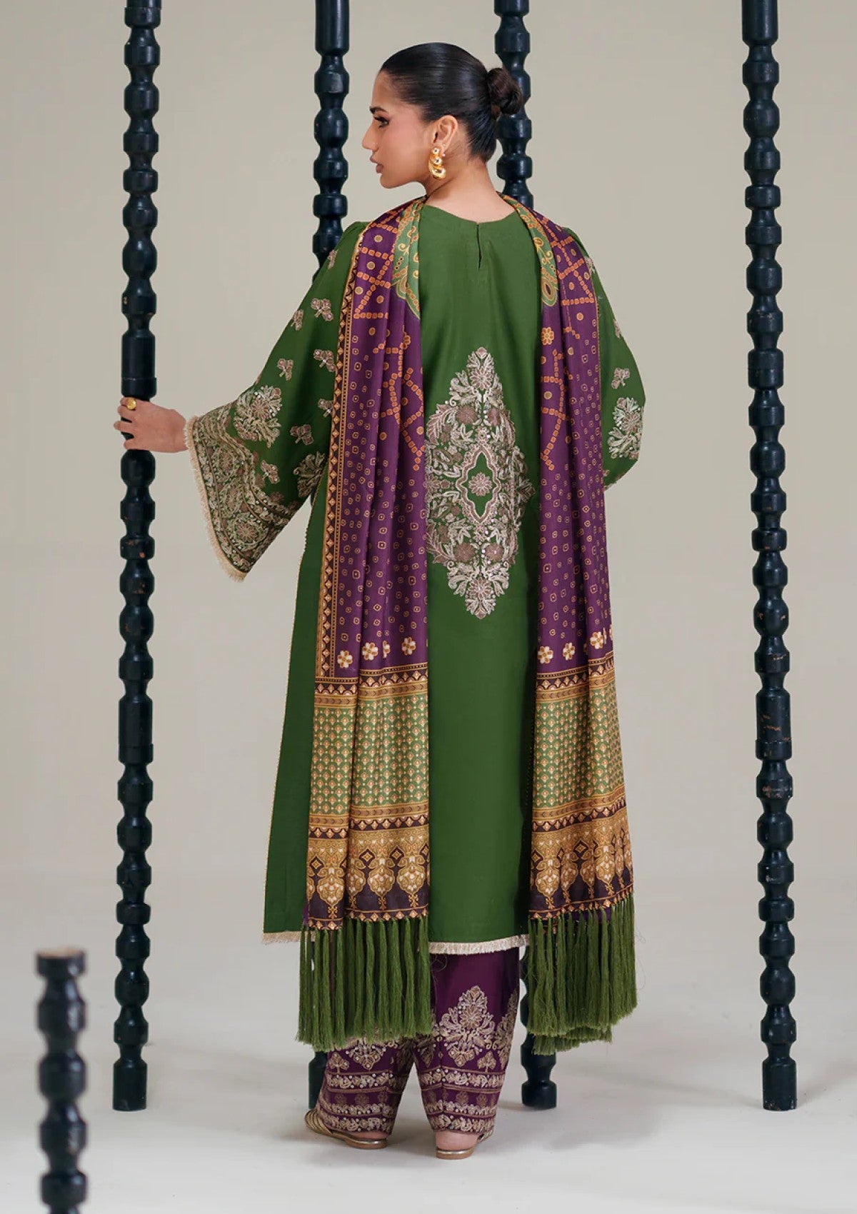 Bin Ilyas Amour Luxury Lawn D 183B 2 Bin Ilyas Amour Luxury Lawn D 183B