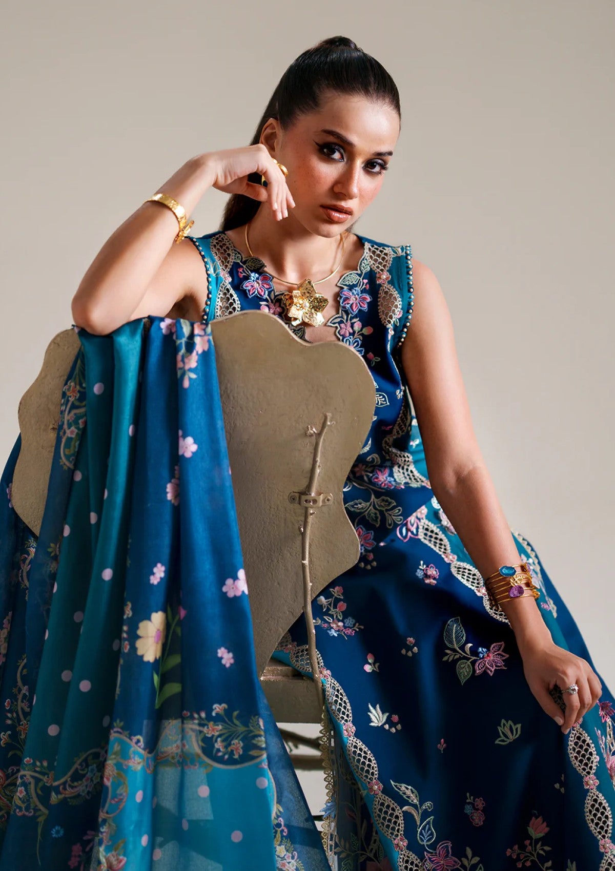 Bin Ilyas Amour Luxury Lawn D 184A 3 Bin Ilyas Amour Luxury Lawn D 184A