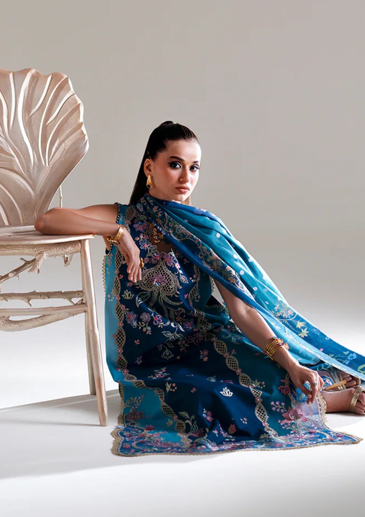 Bin Ilyas Amour Luxury Lawn D 184A 4 Bin Ilyas Amour Luxury Lawn D 184A