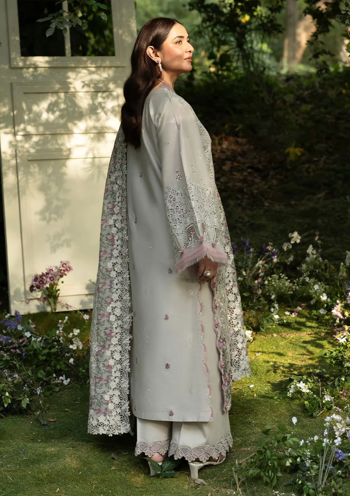 Elaf Premium Luxury Lawn Vol 2 Elq 01A 2 Elaf Premium Luxury Lawn Vol 2 Elq 01A