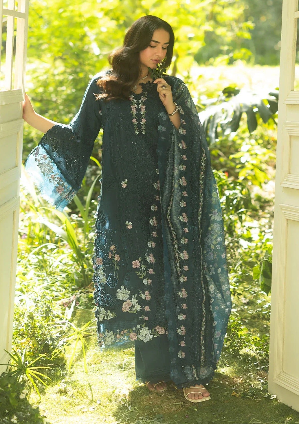 Elaf Premium Luxury Lawn Vol 2 Elq 03B 1 Elaf Premium Luxury Lawn Vol 2 Elq 03B