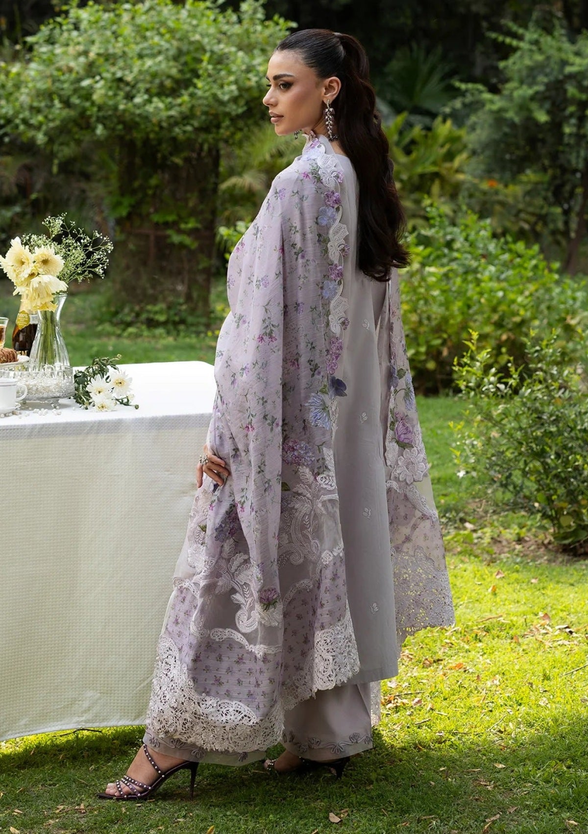 Elaf Premium Luxury Lawn Vol 2 Elq 04B 2 Elaf Premium Luxury Lawn Vol 2 Elq 04B